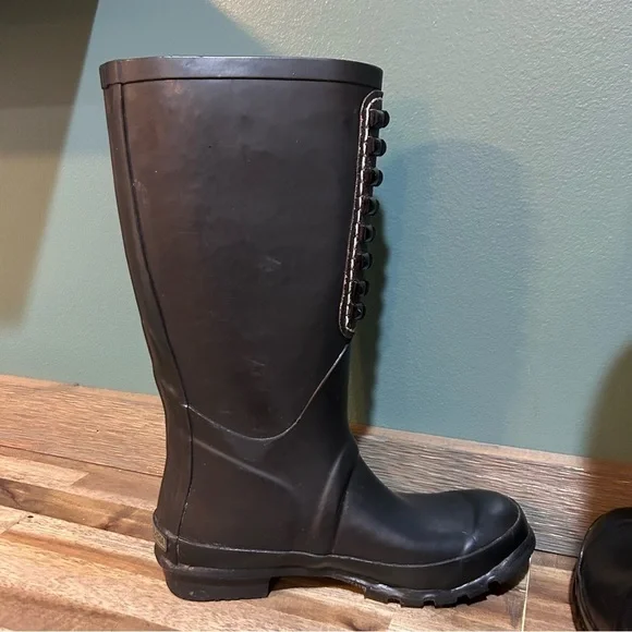 BCBGMAXAZRIA Studded Rain Boots – Black – Women’s Size 6 - Picture 7 of 9